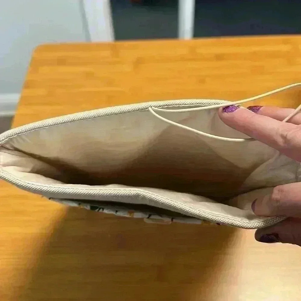 Book Holder - Picture 2 of 2